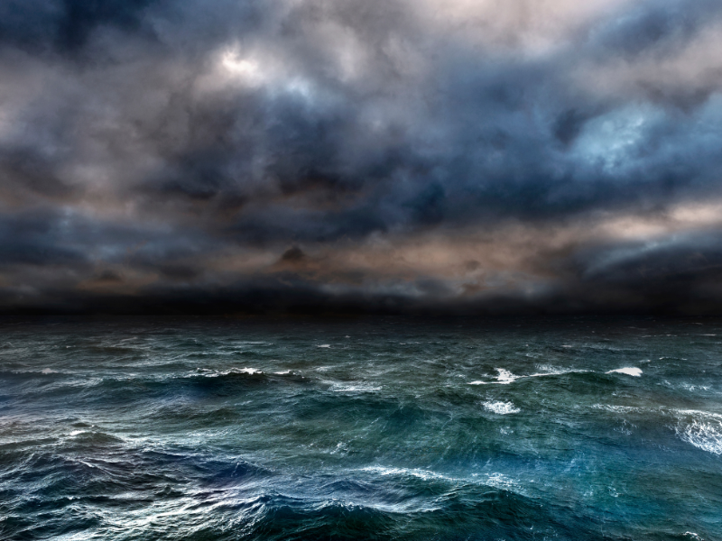 Strong wind on ocean