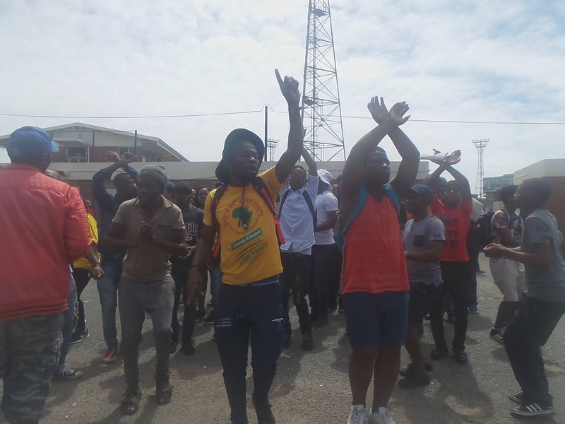 WATCH: Students mobilise at Curries Fountain ahead of fees march