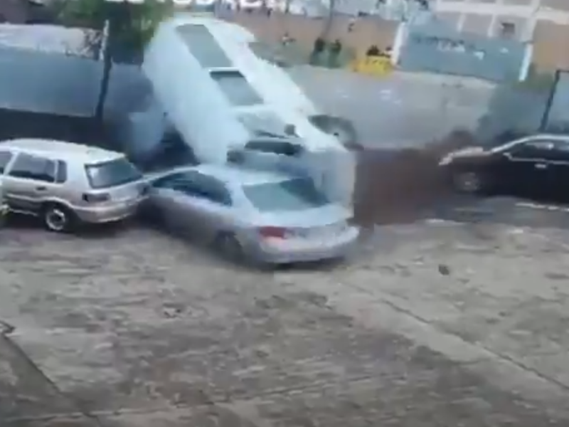 taxi crash.PNG