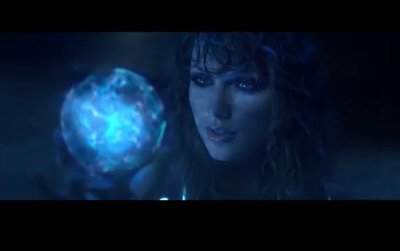 Taylor Swift goes 'nude' for new music video