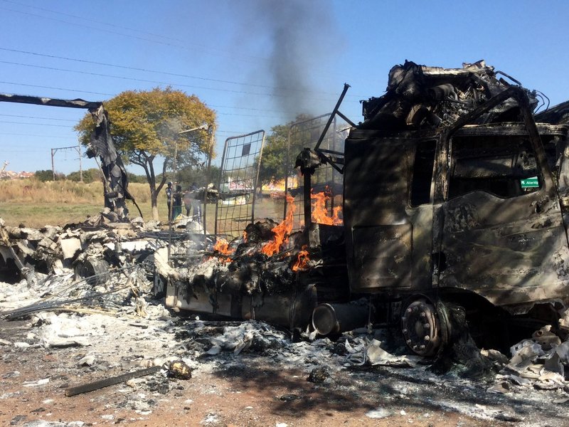 Burning truck in Tshwane