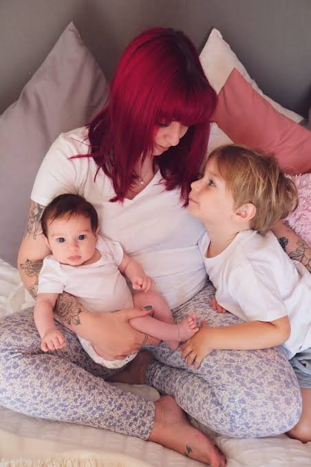 Rochelle with her children