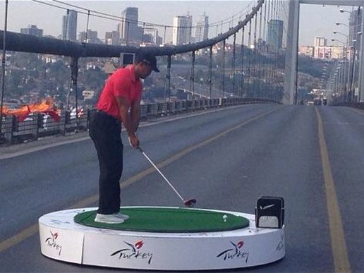 tiger-woods_2723992b.jpg