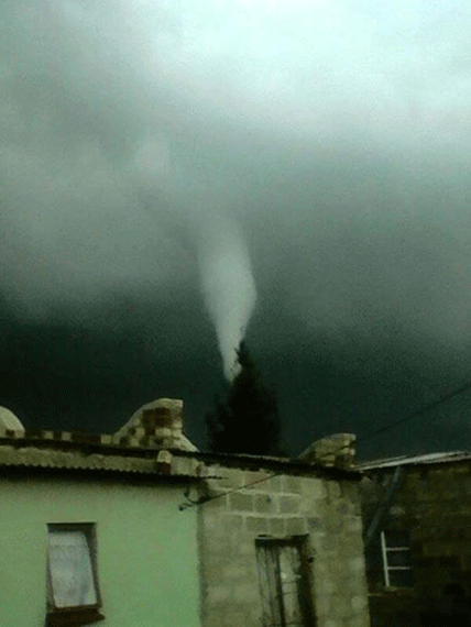 WATCH: 'Tornado' seen in northern KZN during storm