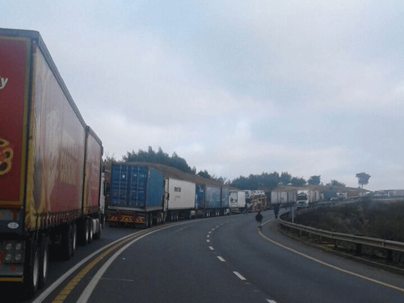 N3 truck protest at Van Reenen's