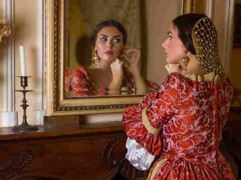 Real-life princess desperate to find her prince charming