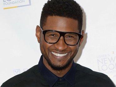 Usher's naked selfie a bit over the edge