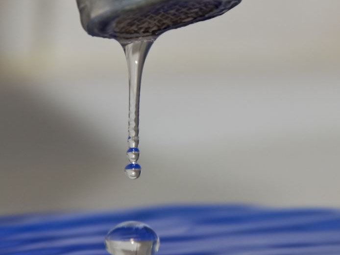 Water drop faucet_wikimedia
