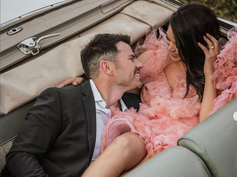 Tv personality marries her high school friend